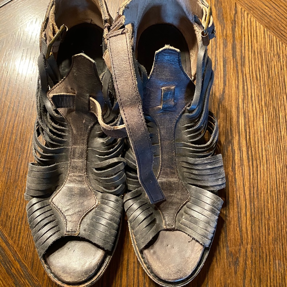 Size 8 freebird
